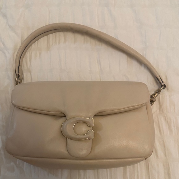 Coach Pillow Tabby 26 Bag - Picture 1 of 9